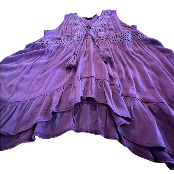 Torrid Boho Sleeveless Stretch Challis Lace Up Tank - Picture 10 of 15